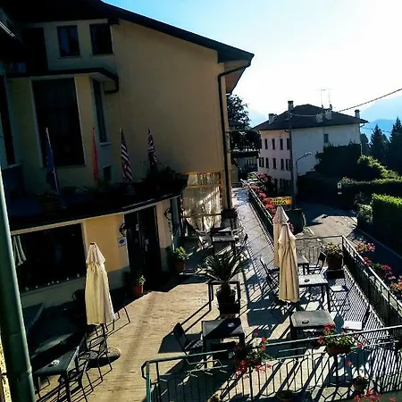 Vintage Vittoria Con Ristorante *